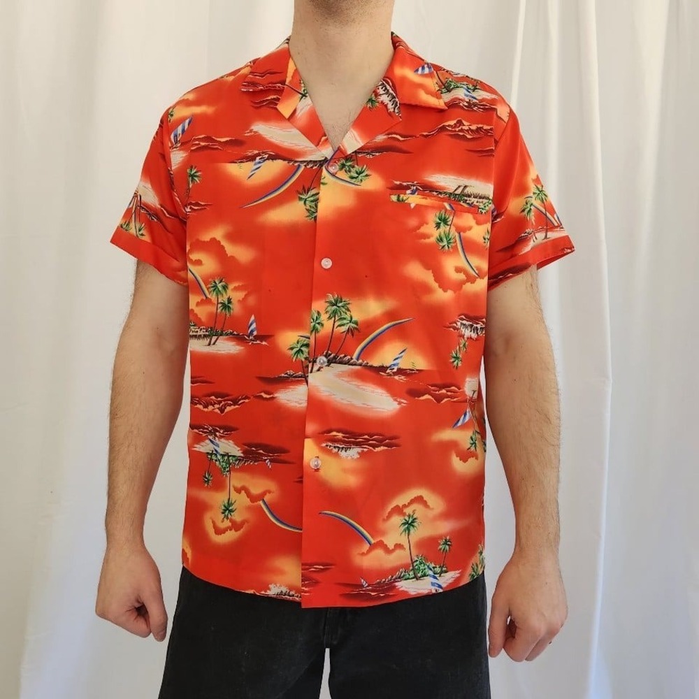 80s Red Hawaiian Shirt‎